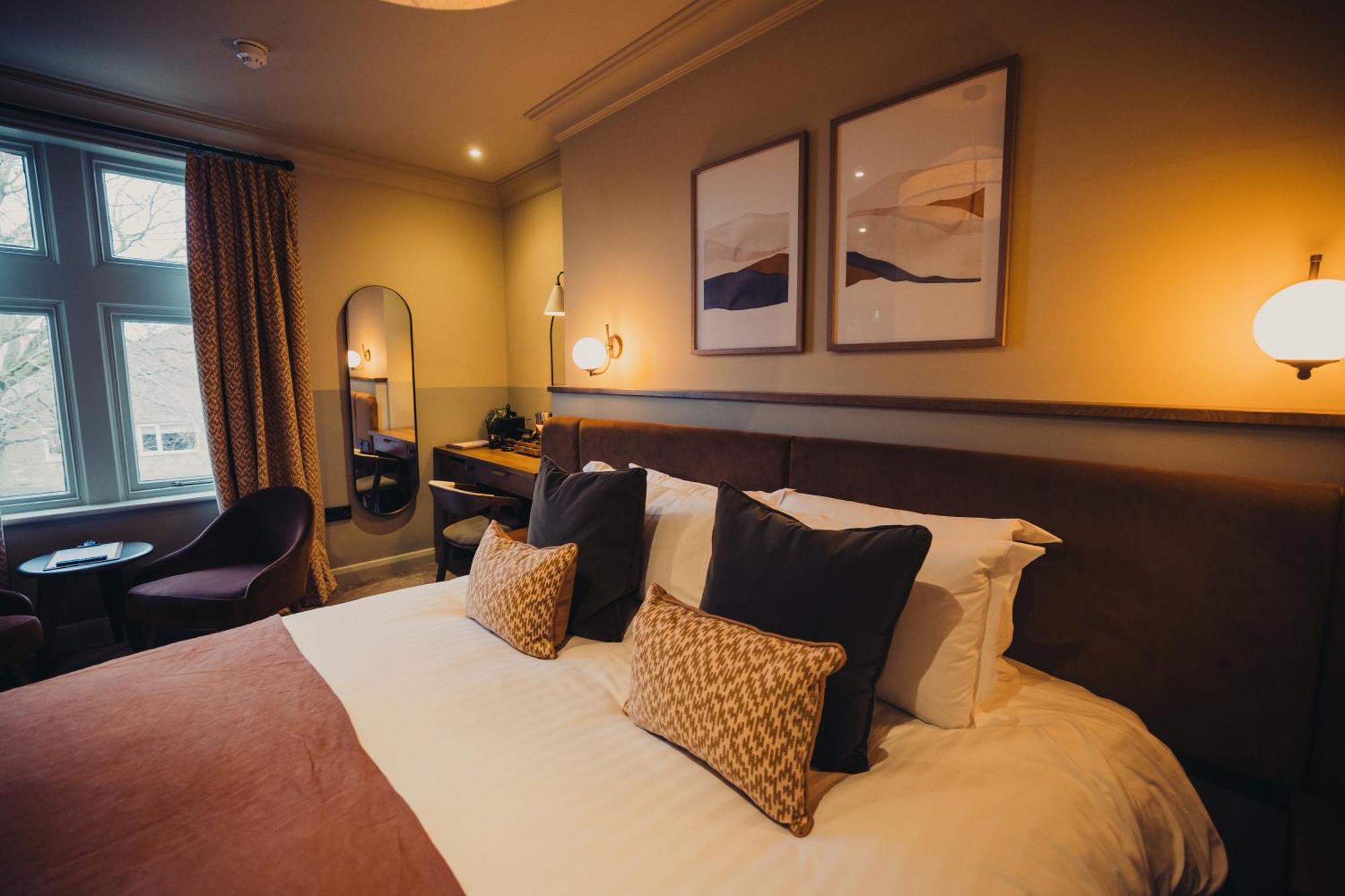 The Wheatley Arms Hotel Ilkley Bagian luar foto